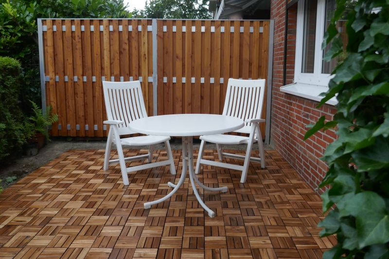 Assembly of Outdoor Furniture